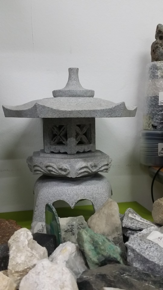 석공예품